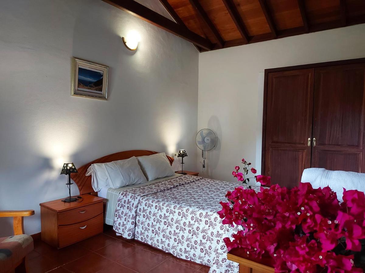 Finca Ossorio Casa Rita Вайермосо Екстериор снимка
